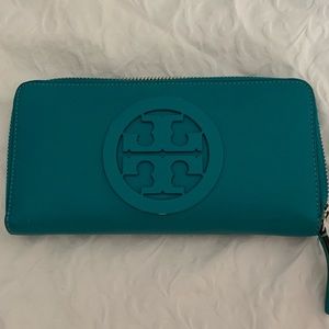 Tory Burch wallet